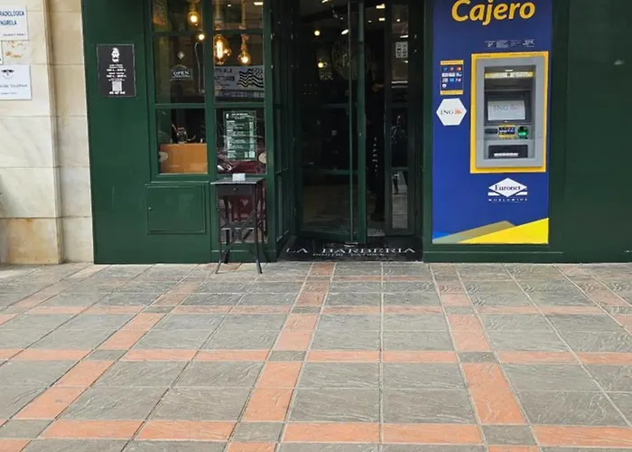 Lovely Centrico Apartamento Фуэнхирола