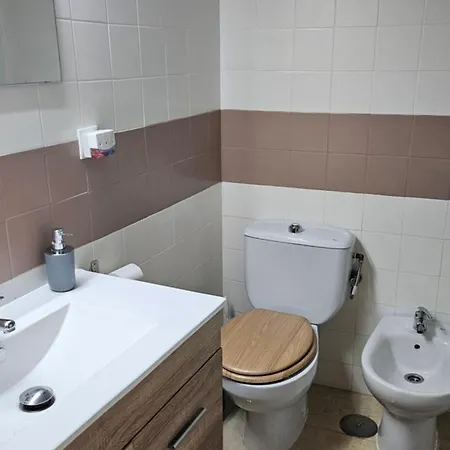 Lovely Centrico Apartamento פואנגירולה